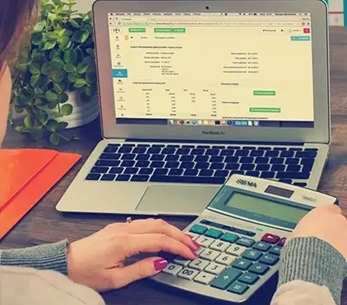 Computer showing 401(K) plan withdrawal information.